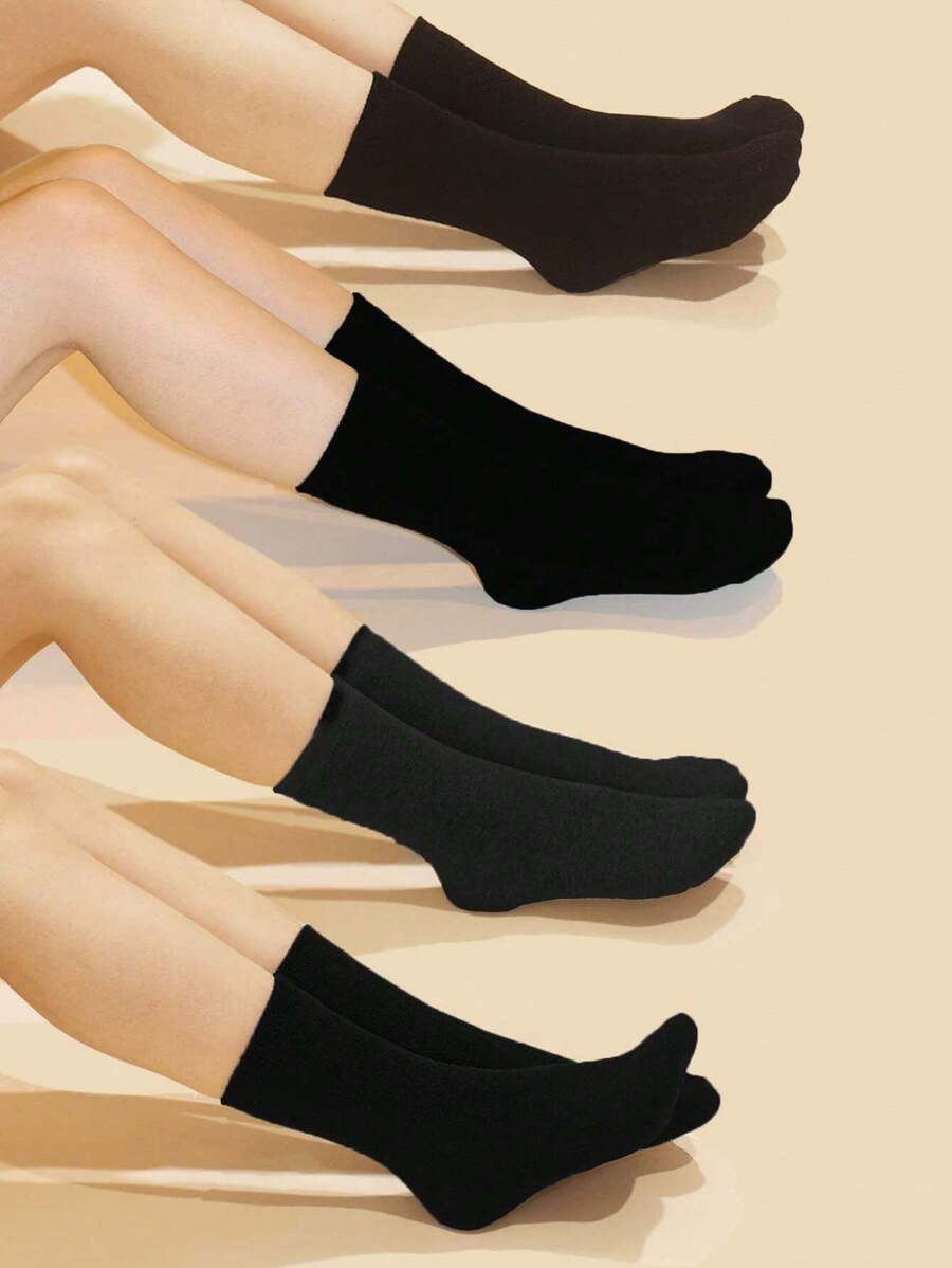 4雙裝烏黑色厚實毛茸茸中筒女襪,秋冬必備 - 黑色 - 查看 1