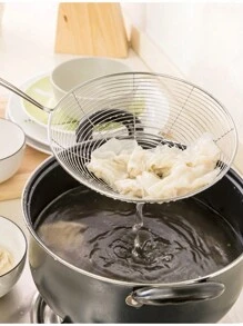 1pc Stainless Steel Strainer Oil Pot,Food Filter,Cookware Colander Fried Filter Kitchen Strainer,Mesh Strainer Ladle Skimmer Fry Spoon - Silver - View 1