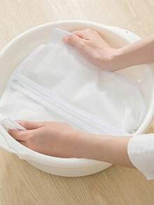 1pc Translucent Hanging Garment Bag, Lightweight Suit DustProof Cover, Lightweight Closet Storage Bags, Dustproof Hanging Clothing Storage Bag, Wardrobe Coat Storage Cover With Full Zipper For Closet Storage And Travel School Organizer Bags Teacher Storage Bags - Clear - View 4