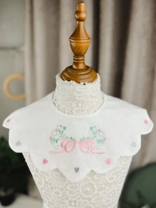 1pc Baby Girls' White Embroidered Drool Bib