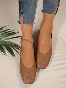 女士秋季平底鞋