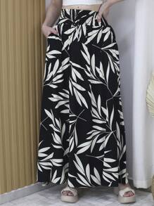 Women Skirts - Black and White - View 2