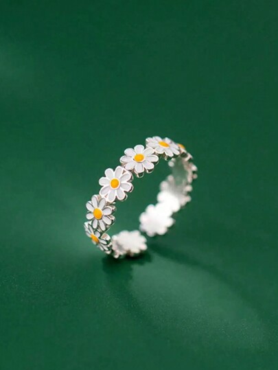 1 Fresh White Flower Daisy Drop Oil Sister Bestie Ring Adjustable Teen's Ring. Can Be Used As Holiday Gifts