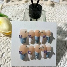 10 件豪華裸色藍色和白色混合閃亮蝴蝶形水鑽人造手工指甲套裝,可拆卸和可重複使用,非常適合酒吧、派對和聚會