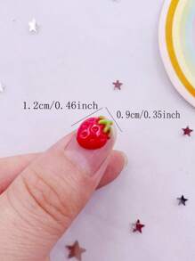 30个树脂彩色迷你草莓造型平底3D美甲装饰，DIY工艺品，耳环制作，手机壳装饰，夏季，学校 - 彩色 - 查看 3