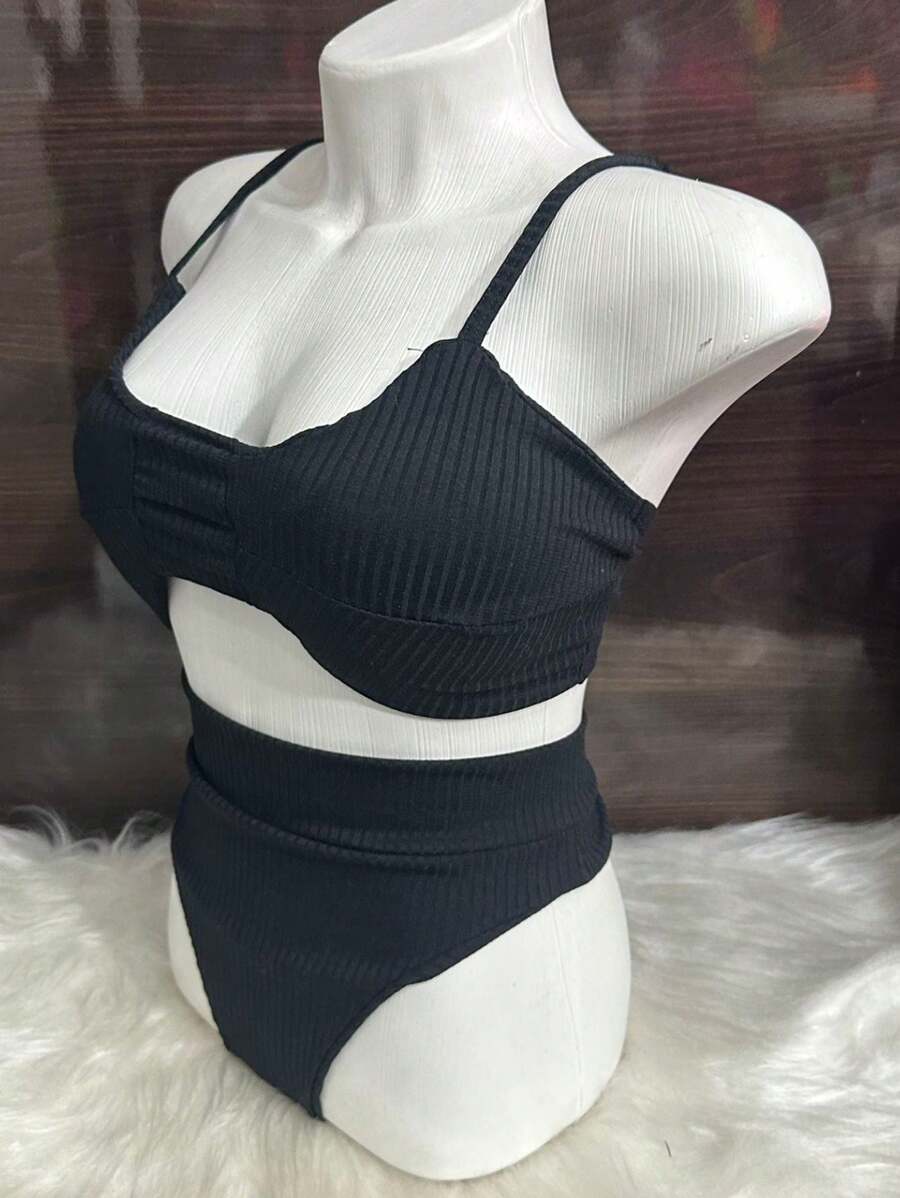 Women Two-piece Outfits - 黑色 - 查看 1