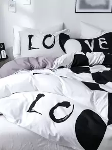 3pcs Red Heart Print Polyester Bedding Set Including Duvet Cover, Pillowcases, Suitable For All Seasons