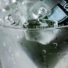 1入組粉碎抵抗的透明對角線碗亞克力沙拉碗適用於沙拉冰淇淋調料,沙拉碗,大水果盤子,家用的透明甜品碗,亞克力香檳色葡萄酒透明冰桶