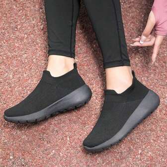 New Women Casual Sports Shoes, Breathable Upper, Comfortable And Durable Sole, Simple Solid Color Design, Versatile And Fashionable