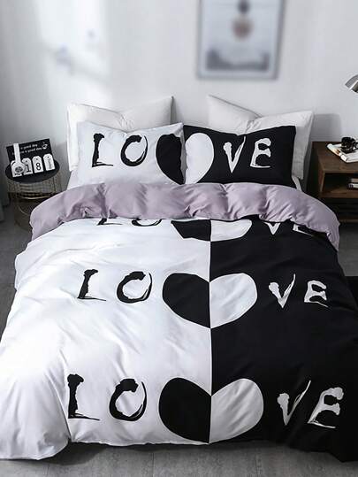 3pcs Red Heart Print Polyester Bedding Set Including Duvet Cover, Pillowcases, Suitable For All Seasons