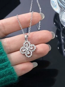 1個幸運四葉草吊墜立體氧化鋯女士項鍊