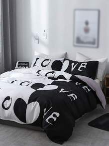 3pcs Red Heart Print Polyester Bedding Set Including Duvet Cover, Pillowcases, Suitable For All Seasons