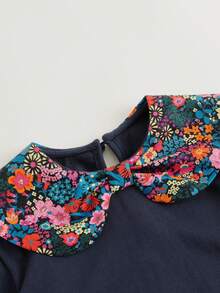 女孩的法式花卉圖案上衣,配有蝴蝶結領口和長袖,秋季風格 - 藏蓝色 - 查看 3