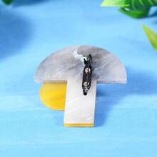 1個新款可愛的亞克力蘑菇胸針,適用於女性外套、夾克、包包、頭巾、衣領,新年禮物