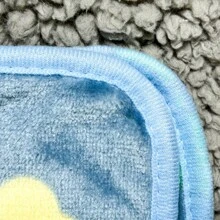 1片柔軟的法蘭絨彩色骨頭和腳印藍色寵物毯,適用於大型、中型和小型寵物的室內家居使用 - 藍色 - 查看 3