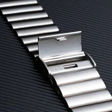 1入組銀色時尚不銹鋼摺疊扣手錶帶，與 配帶 38mm、40mm、41mm、45mm、44mm、42mm、49mm、商務風格、極致系列兼容 配帶 Ultra 8 7 6 5 4 3 2 1 SE，女士男士智能手錶配件 - 銀色 - 查看 4