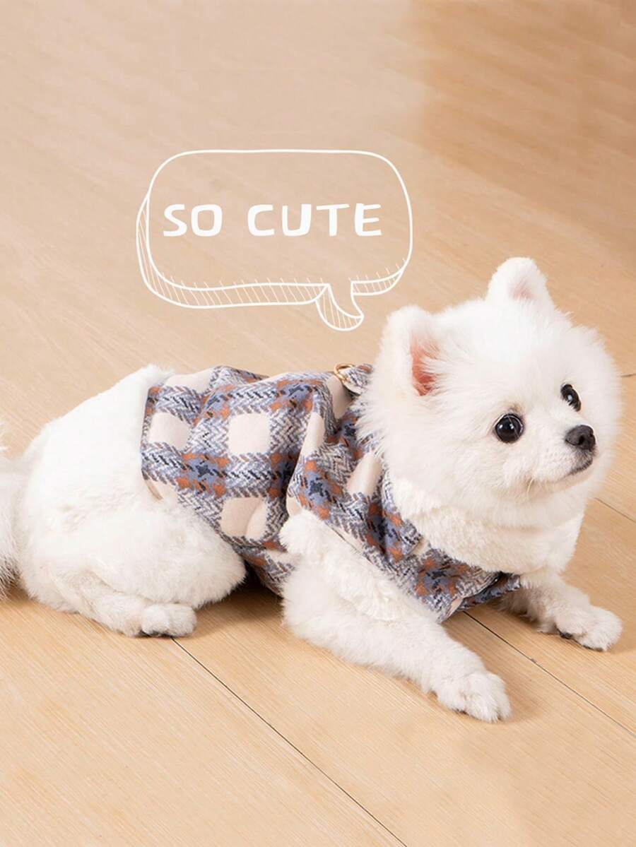 1件藍色格紋冬季厚實保暖寵物背心,適用於貓狗,最適合秋冬季節使用