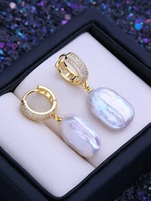 1對時尚優雅的天然淡水仿珍珠耳環,採用幾何仿珍珠,立體立方氧化鋯和仿珍珠團簇設計,適用於女士派對、婚禮、節日禮物 - 巴洛克珍珠耳環 - 查看 2