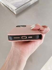 keyunfei 1pc Rose Gold Butterfly Embossed Card Slot Stand Wallet Flip Cover With Wrist Strap Phone Case Compatible With IPhone 17/15/16E, Galaxy A51 4G, OnePlus Nord CE 3 Lite, POCO X4PRO 5G, Redmi A1+/A2+, Pixel 8, Honor X9a 5G, Magic 5 Lite, Y5p