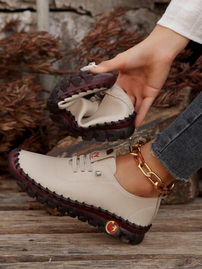 Nouveaux Arrivants Chaussures Plates Pour Femmes Grandes Tailles Avec  De Vache, Semelle Douce Et Anti-dérapante, Fond Cousu À La Main Et Design Décontracté