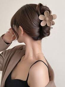 12pcs Women's Minimalist Style Plastic Hair Claw Clips With Flower, Square, And Dragon Claws Design In Black And Brown. Simple, Stylish, And Versatile Hair Accessory That Enhances Your Daily Outfit And Suitable For Daily Use, Showering, Face Cleansing, Make-Up, Hair Styling, And Outfit Matching. Casual, School Hair Accessories, Hair Jaw Clip, Hair Clutch Summer