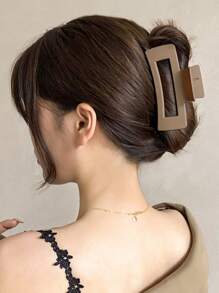 12pcs Women's Minimalist Style Plastic Hair Claw Clips With Flower, Square, And Dragon Claws Design In Black And Brown. Simple, Stylish, And Versatile Hair Accessory That Enhances Your Daily Outfit And Suitable For Daily Use, Showering, Face Cleansing, Make-Up, Hair Styling, And Outfit Matching. Casual, School Hair Accessories, Hair Jaw Clip, Hair Clutch Summer