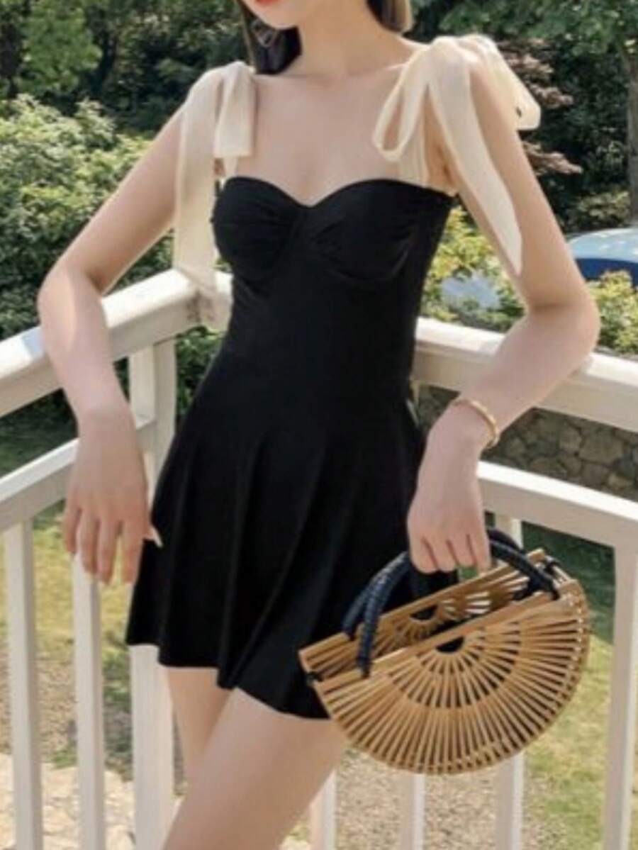 2025 New Arrival Women Wrap Skirt Style One-Piece Swimsuit, Sexy Yet Conservative, Tummy Slimming, Bust Enhancing, Ideal For Spa & Pool - Black and White - View 1
