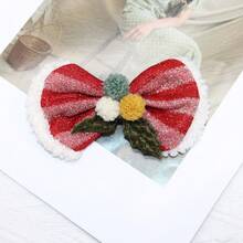 1入女款多色聖誕節布料發夾,裝飾有毛球、葉子和蝴蝶結,非常適合節日派對