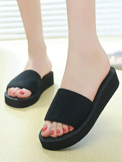 Ladies' Black Non-Slip & Wear-Resistant Fashion Slipper With Indoor And Outdoor Style & Open Toe Design For Home, Beach, Holiday