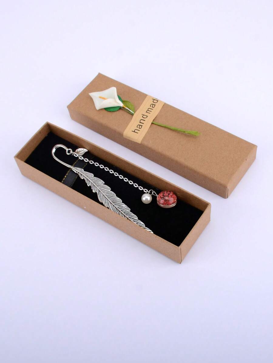 1 Miếng Phong cách Trung Quốc Lông vũ & Mặt dây chuyền ngôi sao Kim loại Dấu trang Với Hộp Quà