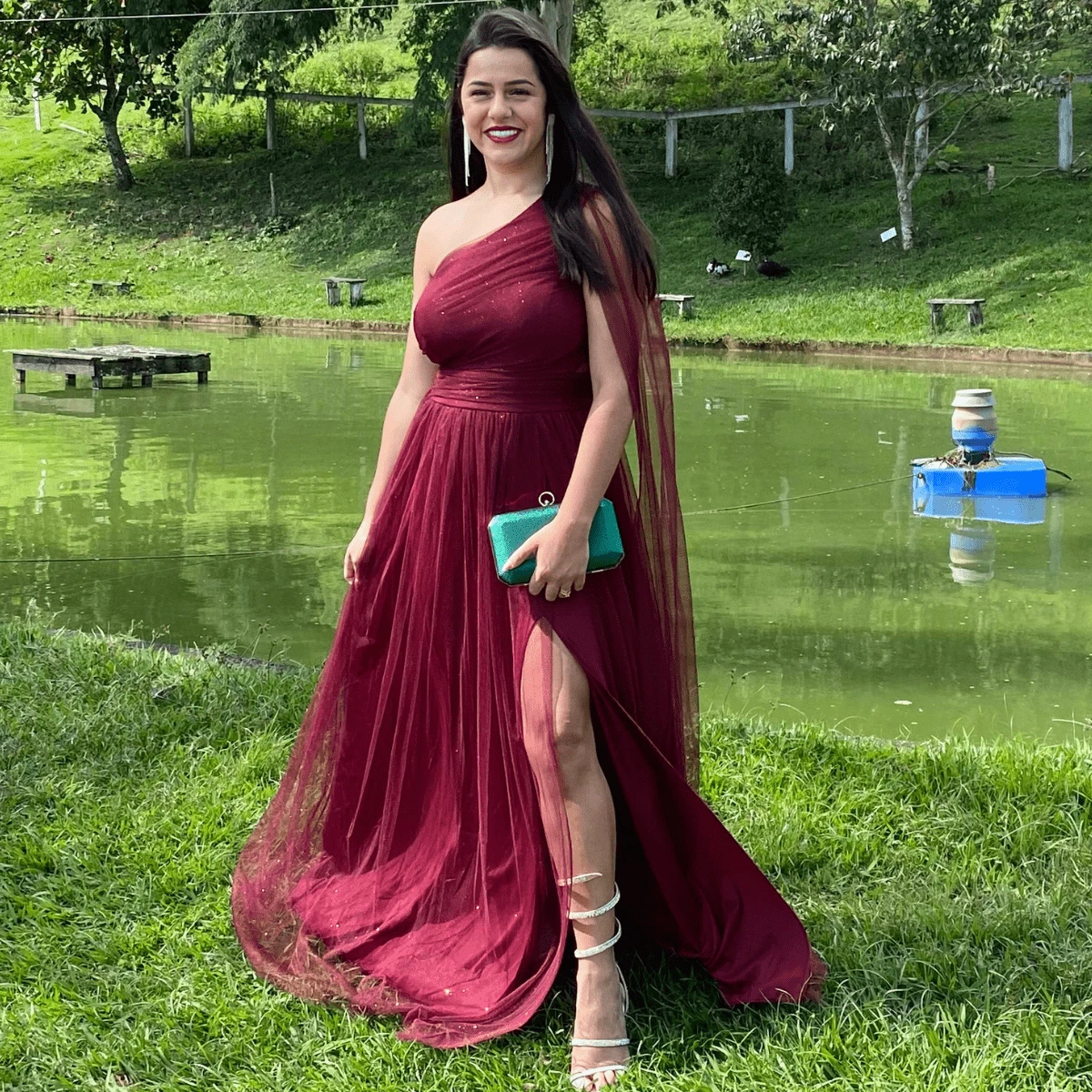 Wedding Dresses - Gỗ đỏ - Xem 1