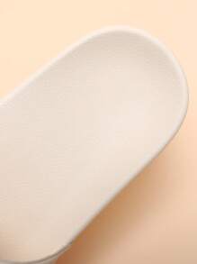 女卡其家居拖鞋,經典菱形網格圖案,情侶款,休閒舒適平底拖鞋 - 卡其色 - 查看 7