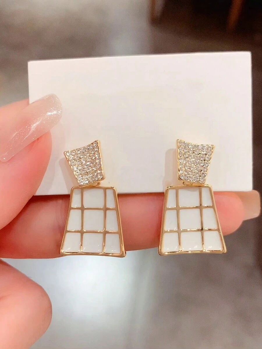 2023 New Design Geometric Rhinestone Decor Pendant Earrings, Minimalist Style, & Unique For Women - White - View 1