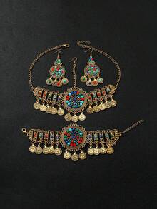 1件個性化復古中式發髻,珠簾頭飾配華麗耳環手鐲,適合漢服和異國風裝扮,金色