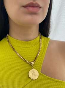 Pendant Necklaces - Gold - View 4