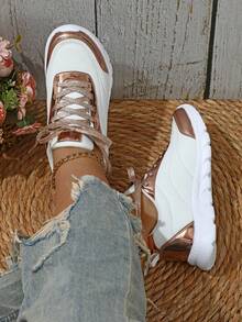 女性低幫鞋2023最新透氣運動鞋,適用於夏季和秋季