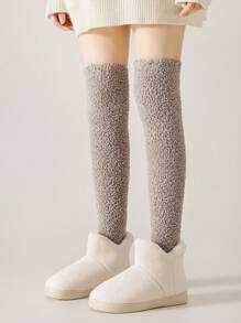 1 đôi tất cao đến đùi nữ bằng lông cừu san hô, màu kaki, ấm áp và giản dị cho mùa đông - Màu Khaki - Xem 4