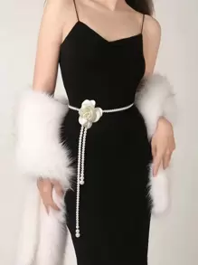 1 szt. Modny sztuczny perłowy zdobiony kwiatowy wzór łańcuszka w talii dla kobiet, dekoracja na przyjęcie świąteczne na sukienkę eleganckie Halloween lato, szkoła