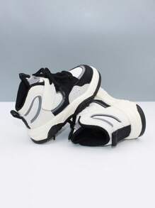 1pair Boys' Color Block Mid-Top Casual Sports Shoes
