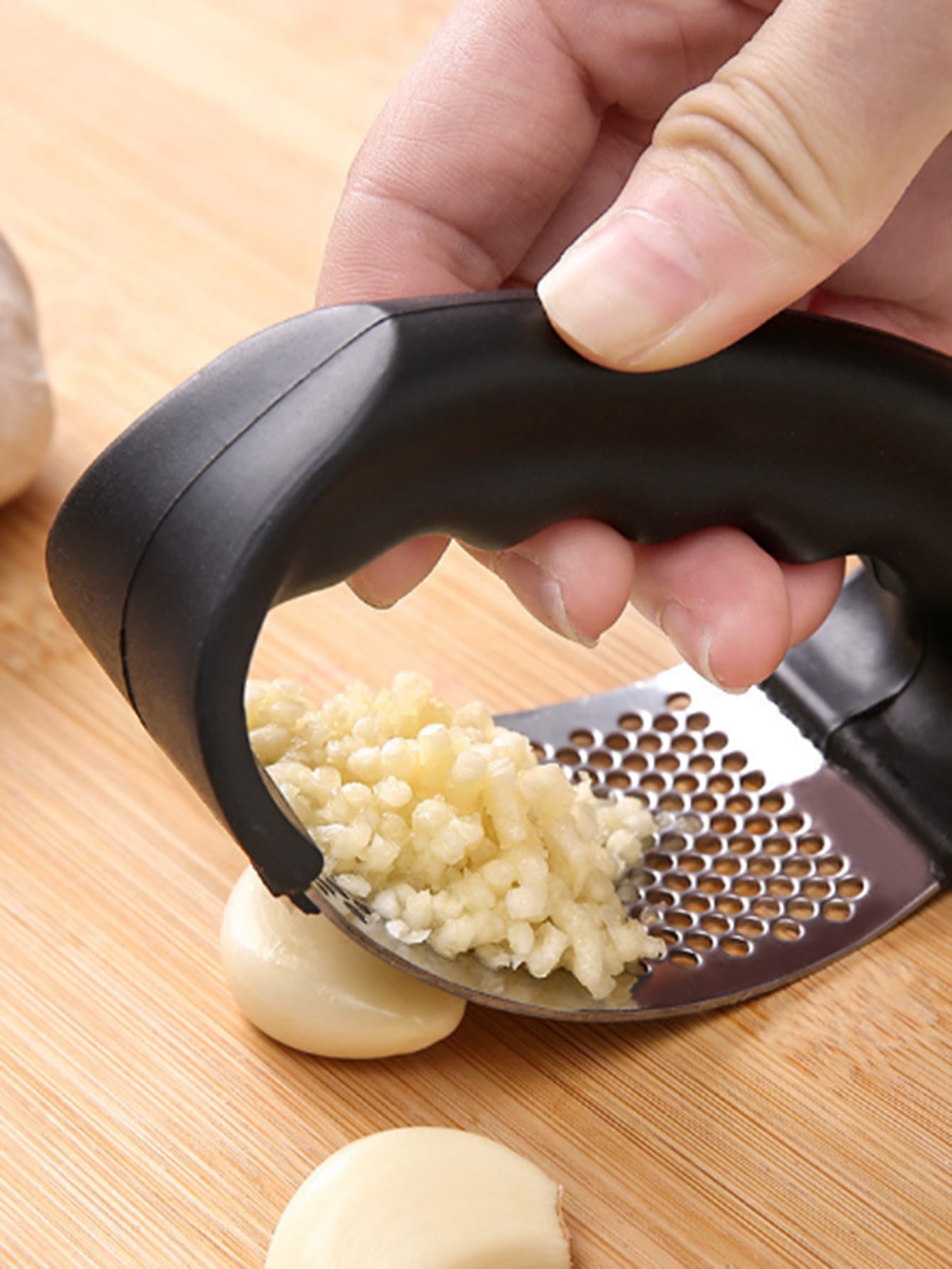 Stainless Steel Thickened Garlic Press For Kitchen, Manual Garlic Masher & Squeezer, Portable