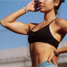 可用於fitbit Charge 5/charge 6的運動矽膠錶帶,防水柔軟可調節透氣運動錶帶 - 粉砂色 - 查看 6