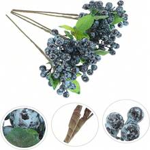 聖誕節裝飾藍色人造植物枝條,配紅漿果、泡沫藍莓和松葉,適合派對家居裝飾