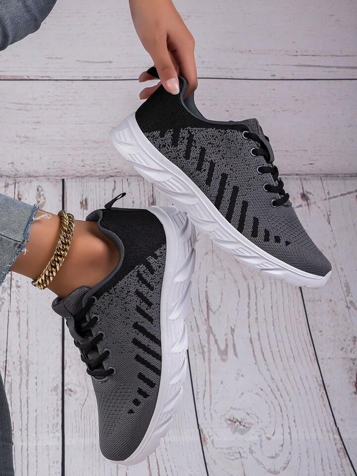 Sports shoes new design clearance