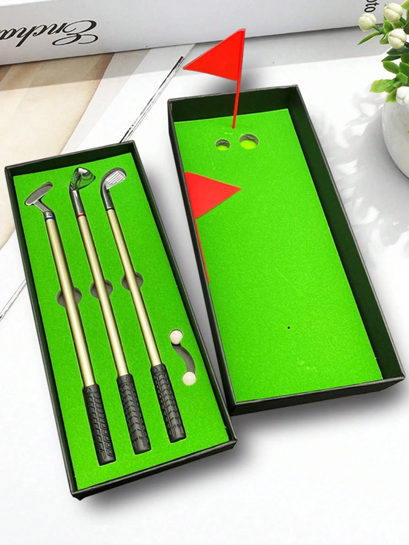 1box/set Men's & Women's Golf Club Pens Gift For Christmas, Mini Desktop Game Fun Stress Relief