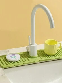 1pc Silicon Sink Water Splash Guard For Kitchen / Bathroom - Matcha green - View 1