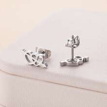 1 對時尚不鏽鋼箭頭心型耳環適合女士日常佩戴