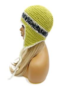 1 件女式多色手工針織毛帽,粗紗和編織繩細節,適合秋冬日常穿著