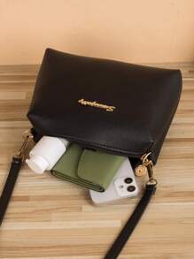 Solid Color Casual Shoulder Bag With Metallic Decorations