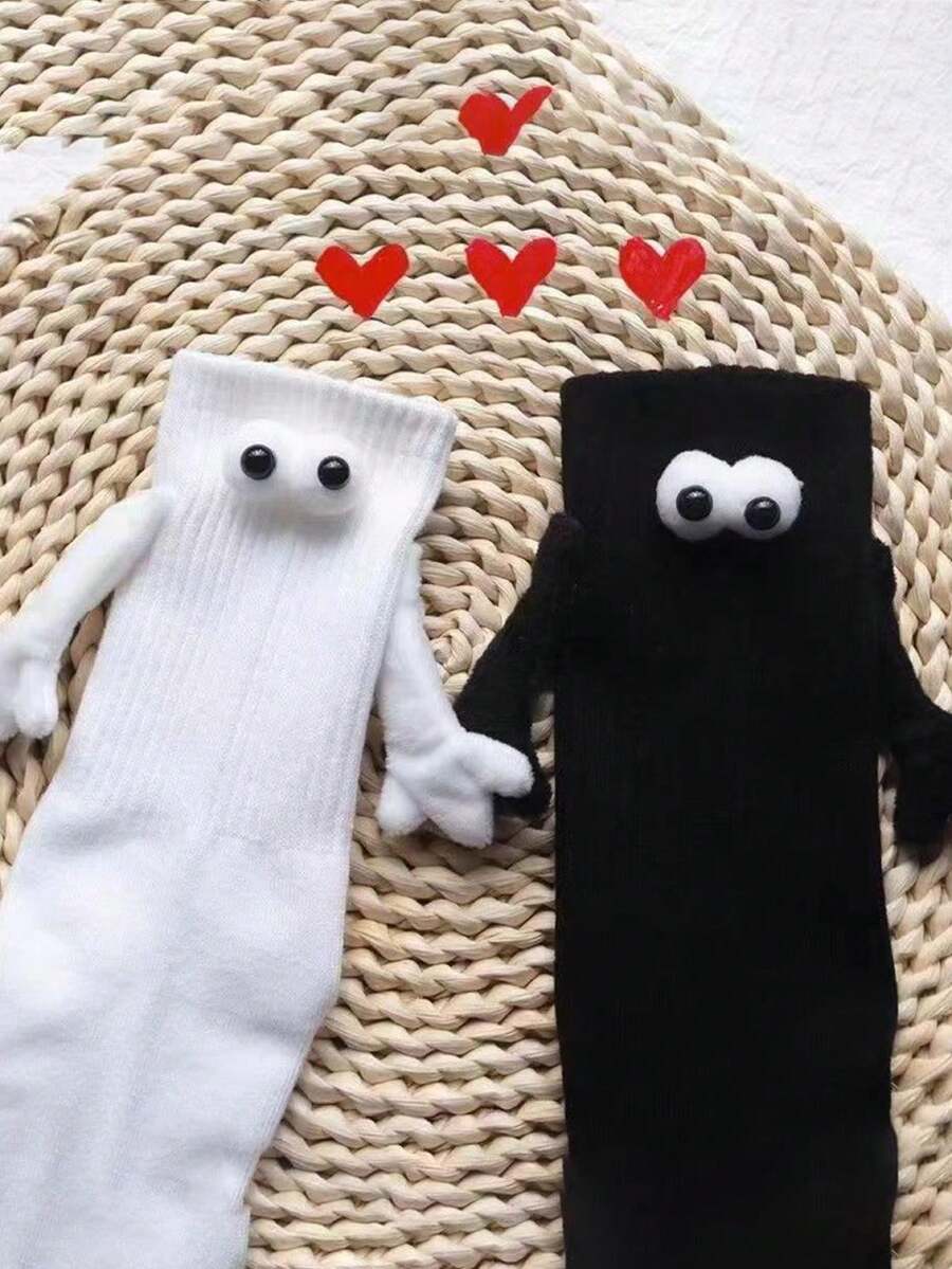2pairs Fashionable Black & White Couple Hand In Hand Socks Suitable For Daily Use - Multicolor - View 1