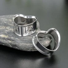 1pair Simple Stainless Steel Silver Heart Shaped Ear Plugs Suitable For Women's Daily Wear - Silver - View 1